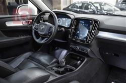 فولفو XC40